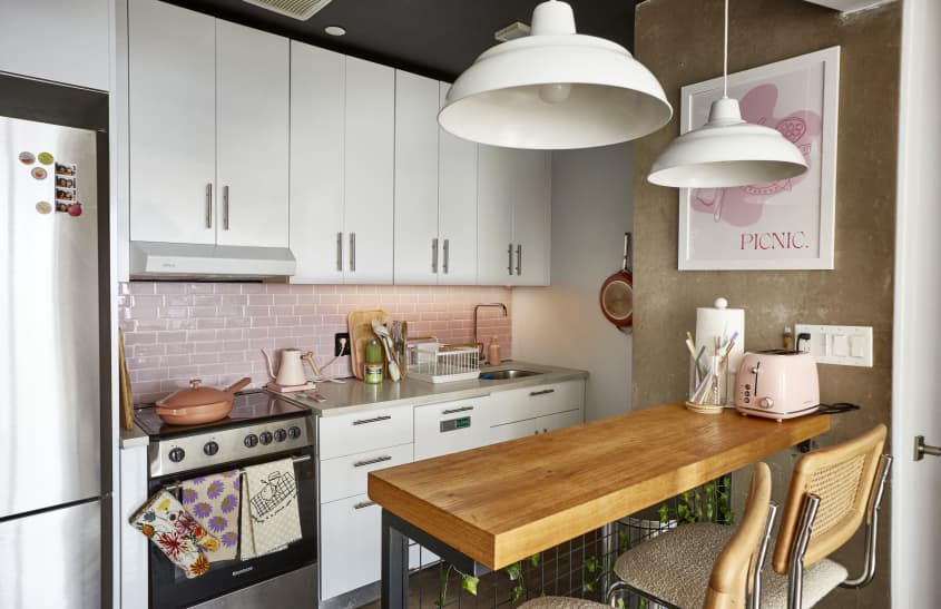 Pink Brooklyn Rental With Neoclassical Elements Apartment Therapy